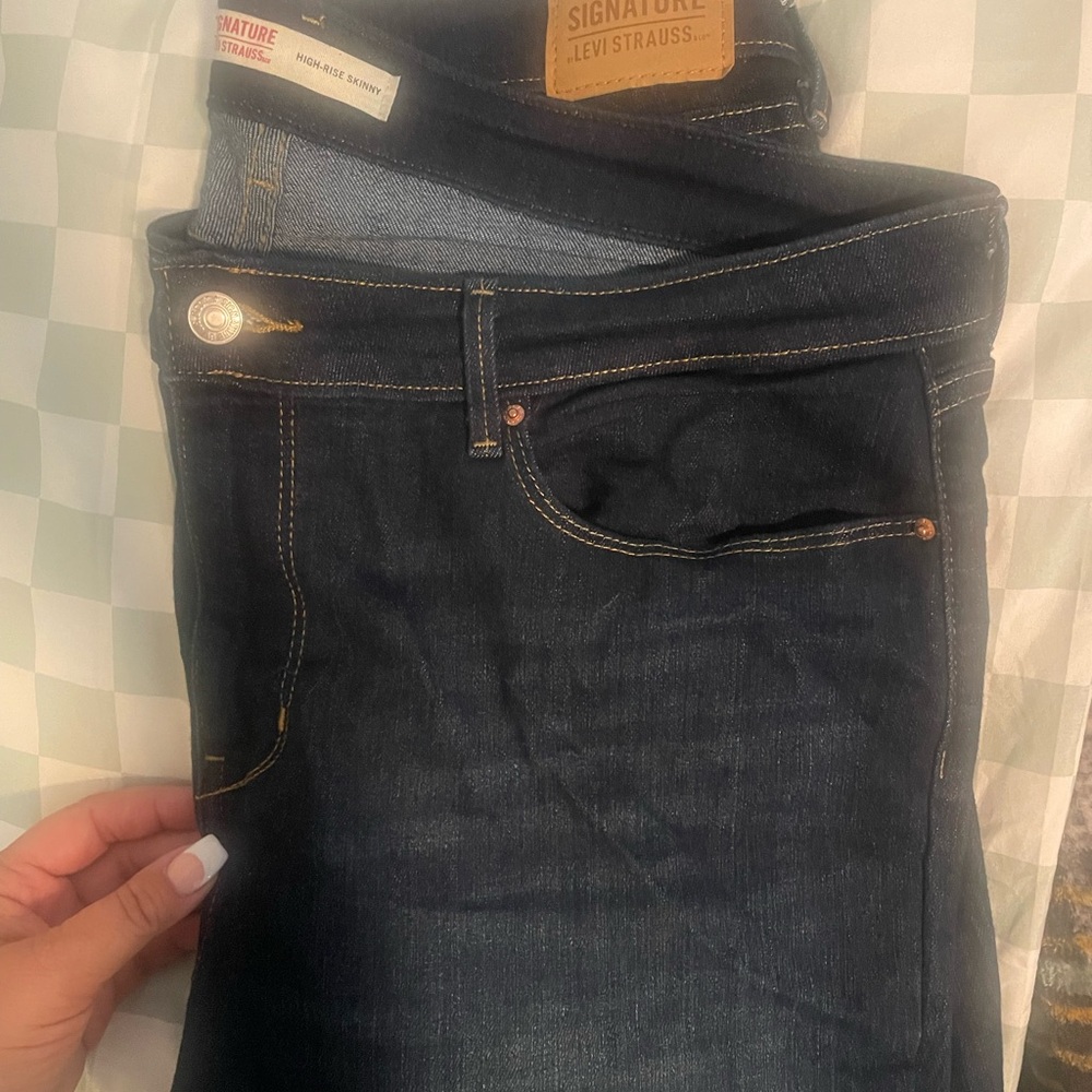 Signature by Levi Strauss Women's Skinny Jeans - Dark Blue